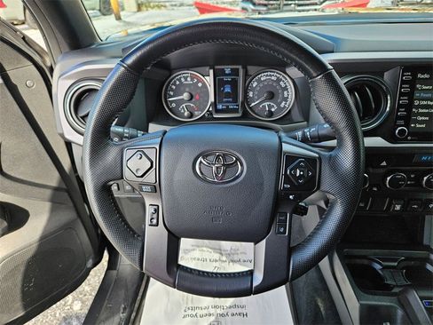 Certified 2023 Toyota Tacoma TRD Off-Road image 12