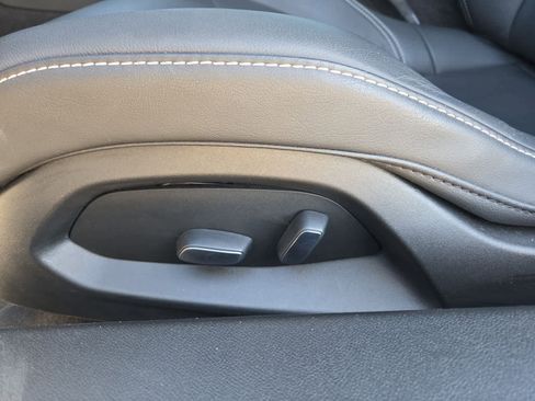 Used 2023 Chevrolet Corvette Stingray Coupe w/ Z51 Performance Package image 15