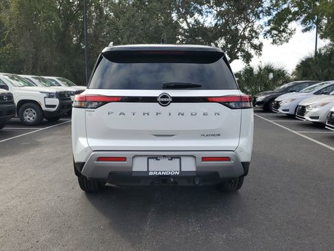 New 2025 Nissan Pathfinder Platinum image 6