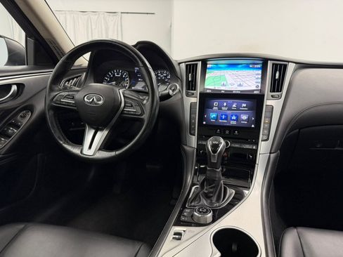 Used 2019 INFINITI Q50 Luxe w/ Essential Package (3.0T Luxe) AWD/4WD image 44