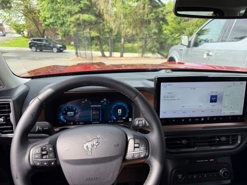Certified 2025 Ford Bronco Sport Outer Banks w/ Outer Banks Tech Package+ AWD/4WD image 22