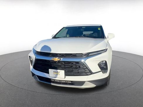 Used 2025 Chevrolet Blazer LT FWD image 7