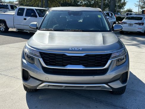 Certified 2023 Kia Seltos LX AWD/4WD image 3