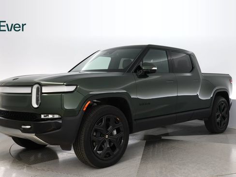 Used 2023 Rivian R1T Adventure Dual AWD/4WD image 2