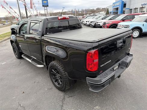 Used 2022 Chevrolet Colorado Z71 w/ Z71 Midnight Edition image 7