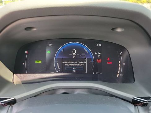 Used 2026 Toyota Camry SE FWD image 25