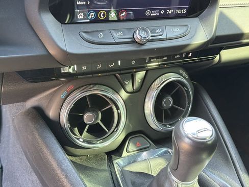 Used 2021 Chevrolet Camaro LT w/ Technology Package image 13