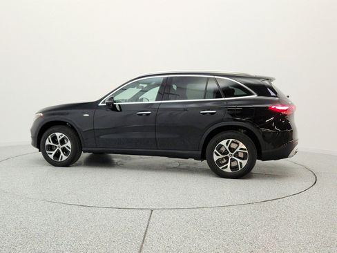 Used 2025 Mercedes-Benz GLC 350e 4MATIC image 8