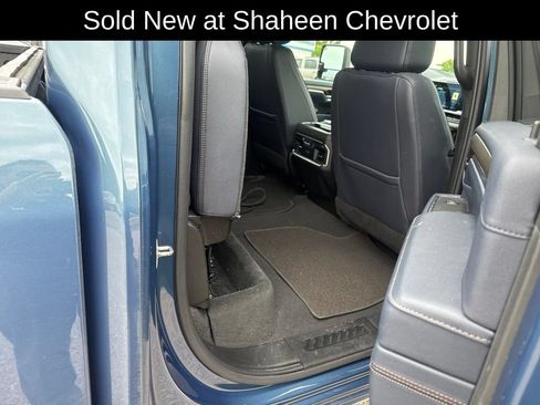 Used 2024 Chevrolet Silverado 2500 High Country w/ Technology Package AWD/4WD image 8