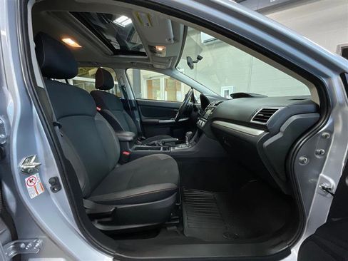 Used 2017 Subaru Crosstrek 2.0i Premium w/ Moonroof Package image 24