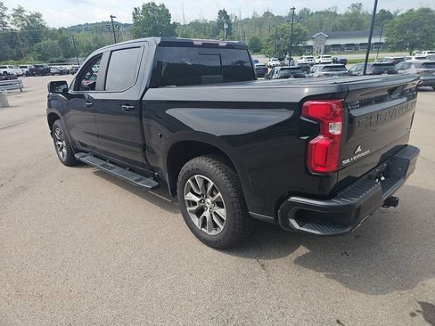 Used 2019 Chevrolet Silverado 1500 RST AWD/4WD image 9