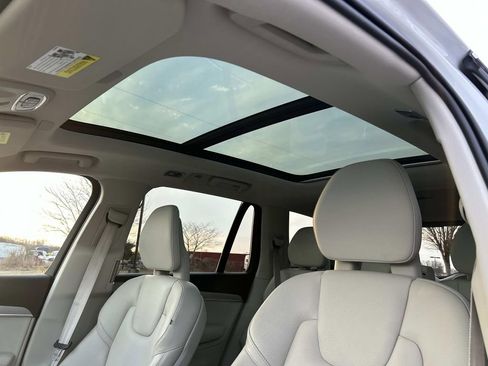 Used 2021 Volvo XC90 T5 Momentum image 26