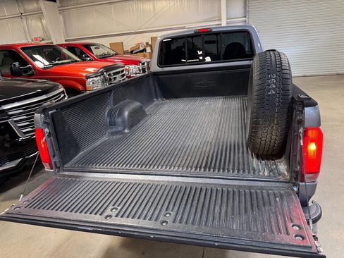 Used 1995 Ford F150 4x4 Regular Cab image 47