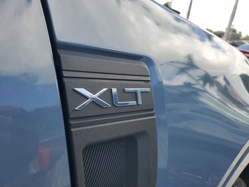 New 2025 Ford Maverick XLT w/ XLT Luxury Package image 8