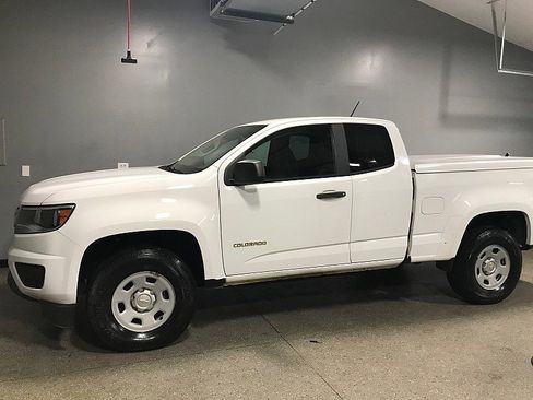 Used 2015 Chevrolet Colorado W/T w/ WT Convenience Package image 6