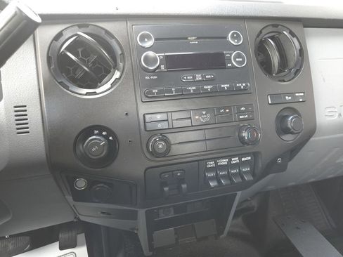 Used 2015 Ford F250 XL w/ XL Value Package AWD/4WD image 19
