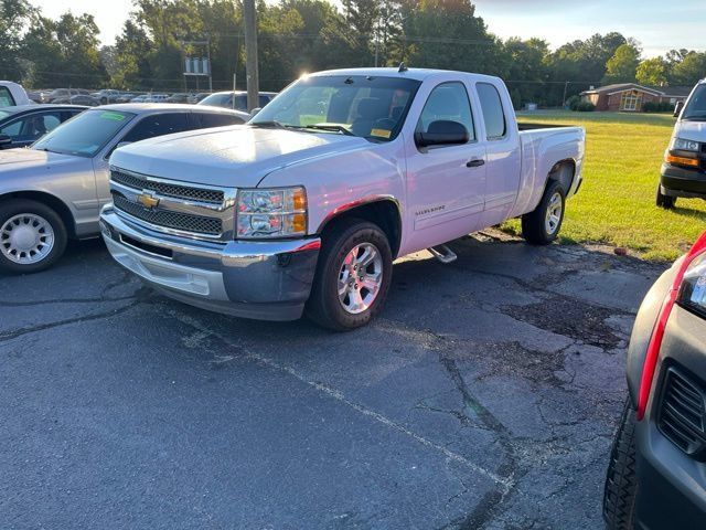 Used 2013 Chevrolet Silverado 1500 LT RWD image 4