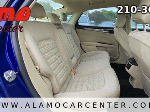 Used 2016 Ford Fusion SE FWD image 20