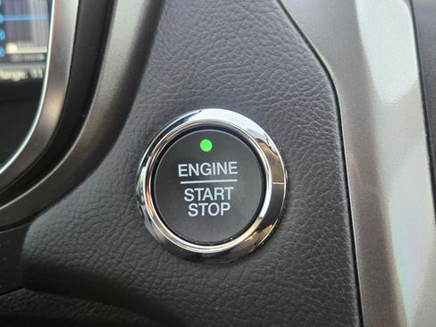 Used 2018 Ford Fusion S image 28