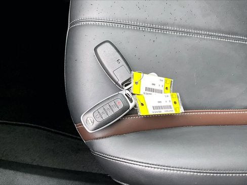 Used 2025 Nissan Armada SL w/ Captain's Chari Seat Package AWD/4WD image 32
