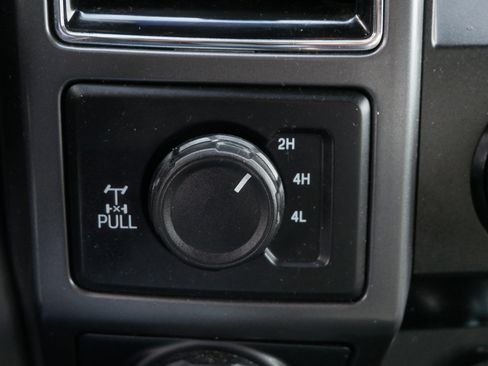 Used 2019 Ford F150 XLT w/ Equipment Group 302A Luxury image 29