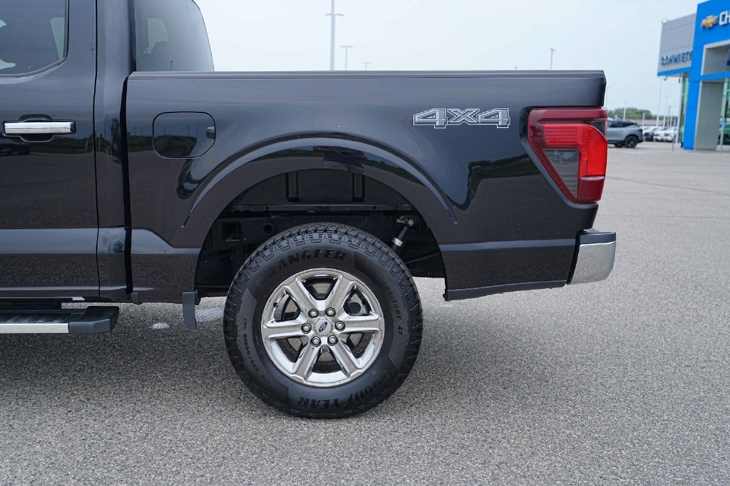 Used 2025 Ford F150 XLT w/ Equipment Group 301A Standard AWD/4WD image 13