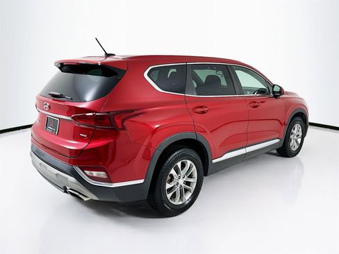 Used 2019 Hyundai Santa Fe SE image 8