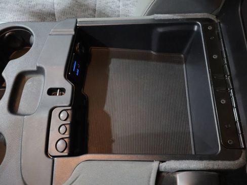 Used 2016 RAM 1500 Big Horn image 33