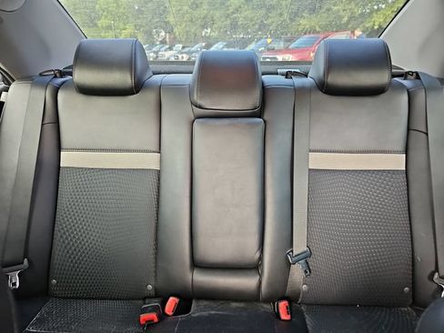 Used 2014 Toyota Camry SE w/ Moonroof Package FWD image 27
