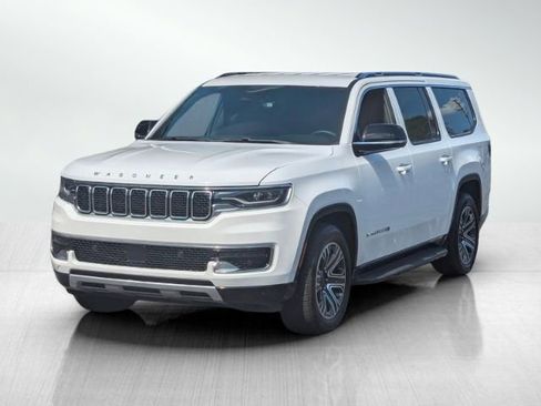 Used 2023 Jeep Wagoneer L Series II image 8