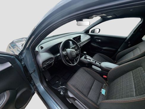 Used 2025 Honda HR-V Sport image 9