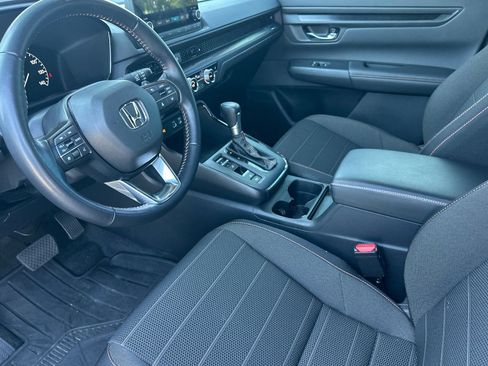 Used 2025 Honda CR-V Sport image 10