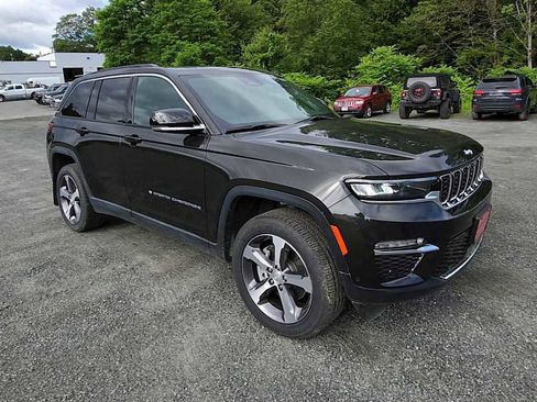 New 2024 Jeep Grand Cherokee Limited 4xe w/ Luxury Tech Group II image 2