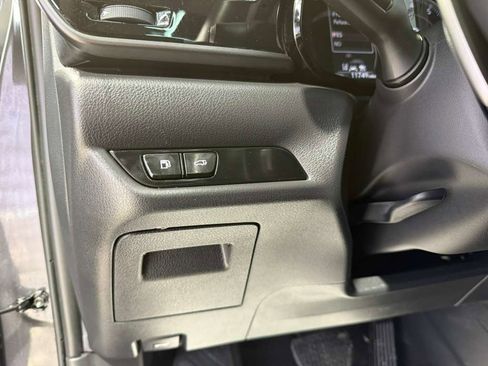 Used 2025 Lexus NX 250 FWD image 21