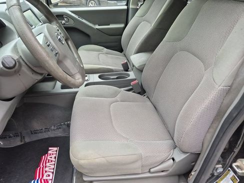 Used 2019 Nissan Frontier SV RWD image 11