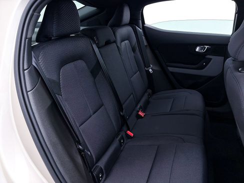 Used 2024 Polestar Polestar 2 image 34