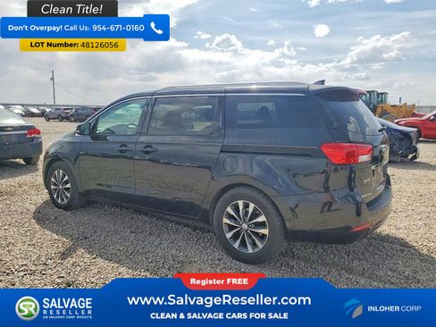 Used 2016 Kia Sedona SX image 3