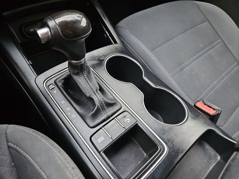 Used 2016 Kia Sorento LX w/ LX Convenience Package image 27