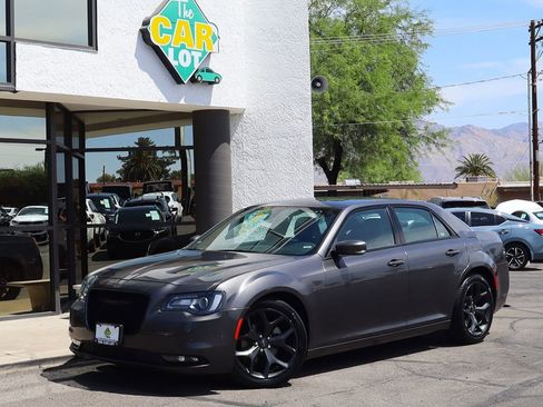 Used 2022 Chrysler 300 S image 2