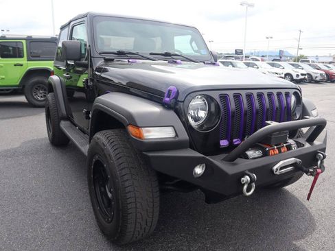 Used 2020 Jeep Wrangler Sport AWD/4WD image 30