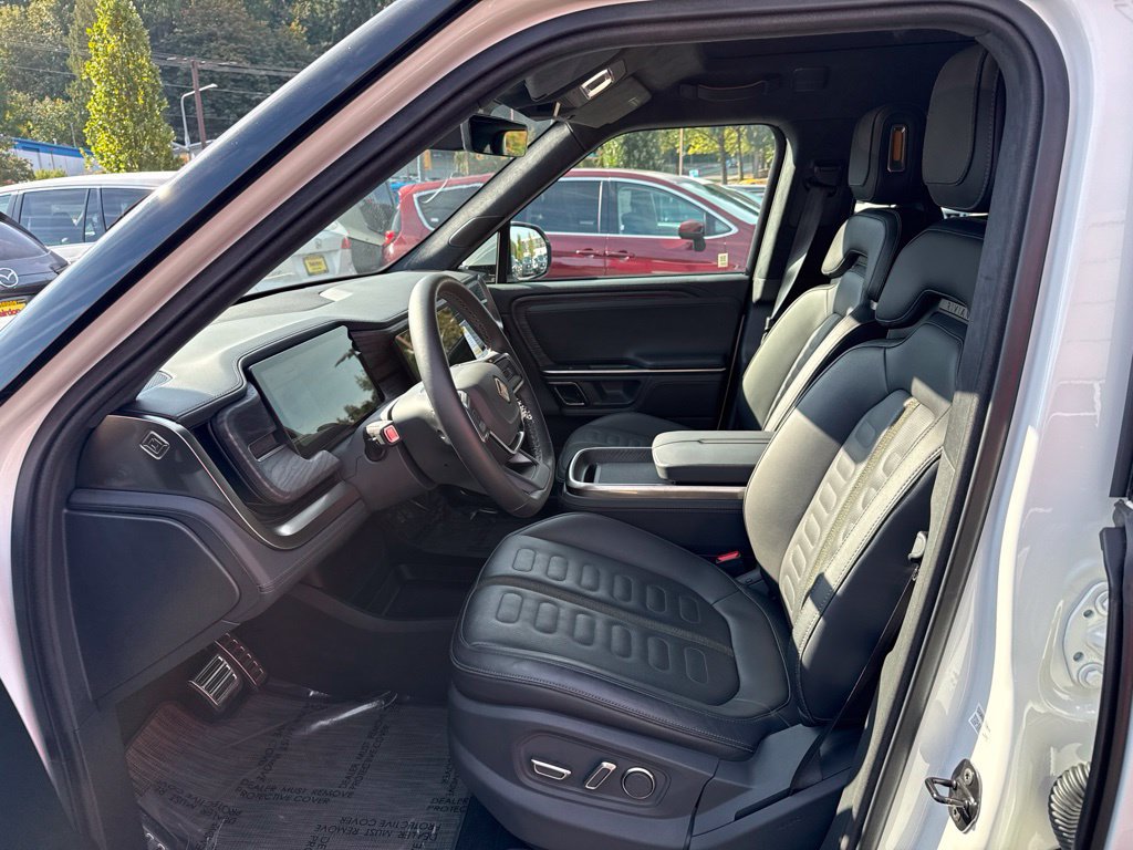 Used 2023 Rivian R1T Adventure Dual AWD/4WD image 15