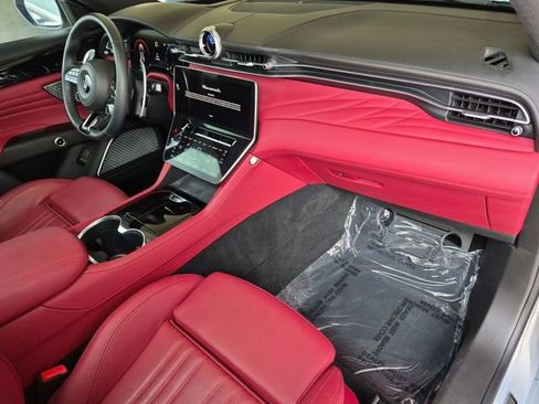 Used 2023 Maserati Grecale Modena AWD/4WD image 20