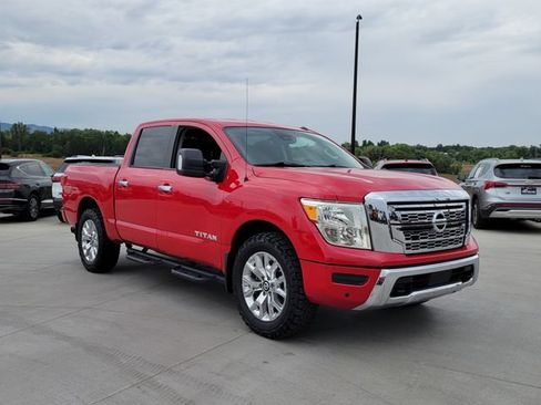 Used 2021 Nissan Titan SV w/ SV Convenience Package AWD/4WD image 7