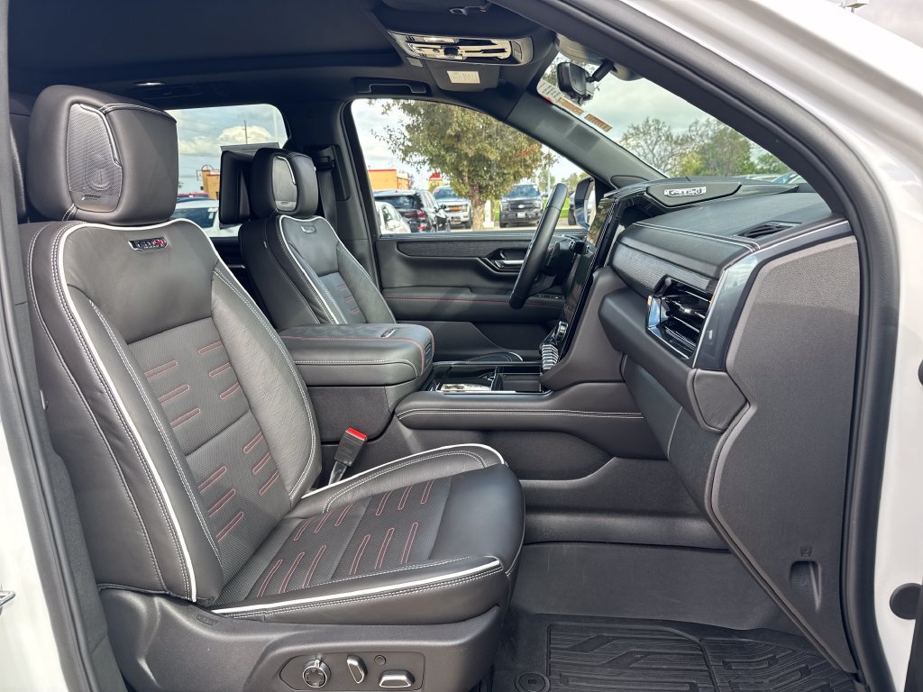 Used 2026 GMC Yukon XL AT4 Ultimate w/ LPO, Floor Liner Package AWD/4WD image 45