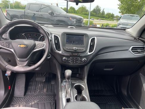 Used 2022 Chevrolet Equinox LT AWD/4WD image 10