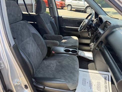 Used 2002 Honda CR-V EX image 19