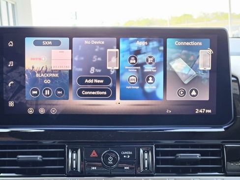New 2026 Nissan Pathfinder SL w/ SL Premium Package (P04) FWD image 22