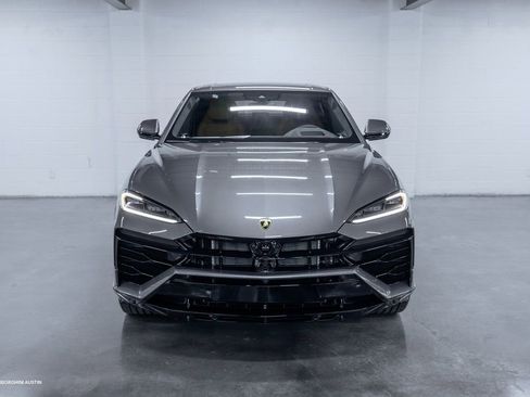 Used 2025 Lamborghini Urus SE AWD/4WD image 3