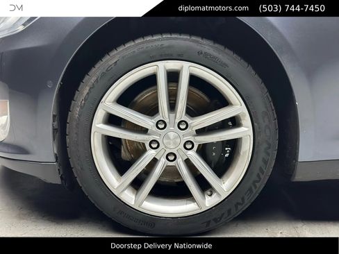 Used 2014 Tesla Model S P85 image 26