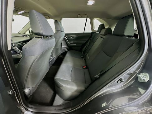 Used 2025 Toyota RAV4 LE AWD/4WD image 26